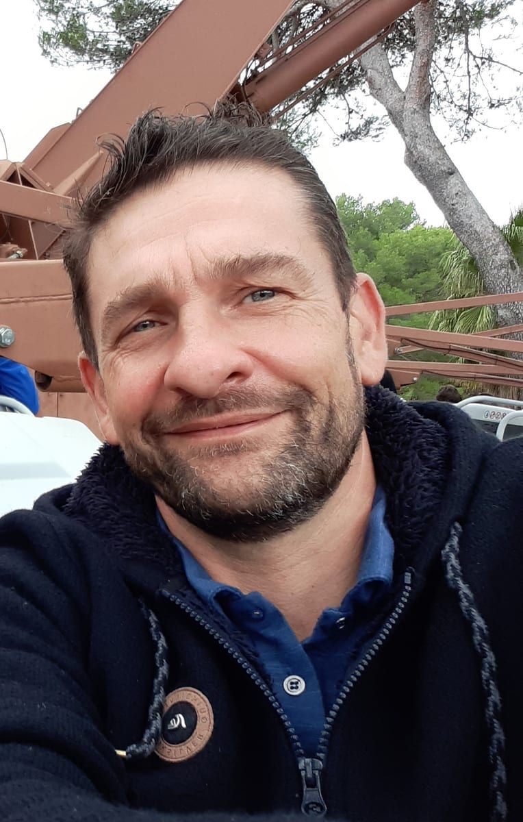 Profil von Cheickna